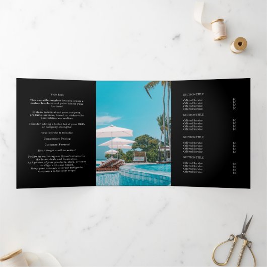 Zwarte drievoudige brochure | Aangepaste zakelijke Drieluik Kaart (Binnen)