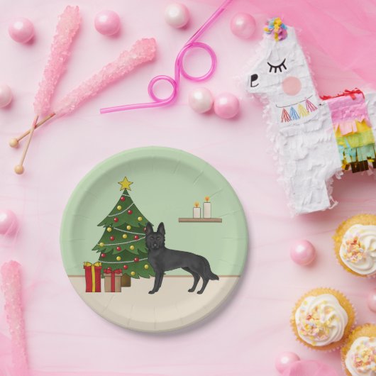 Zwarte Duitse herder en feestelijke kerstboom Papieren Bordje (Feest)