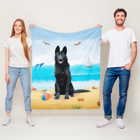 Zwarte Duitse Herdershond op Strand Fleece Deken (In situ)