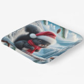 Zwarte eekhoorn met kerstmuts papieren bordje (Gebogen)