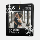 Zwarte Eerste Kerstdag Getrouwd Foto Keramisch Ornament (Links)