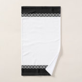 Zwarte Elegant Geometrische Grens op Wit Bad Handdoek (Handdoek)