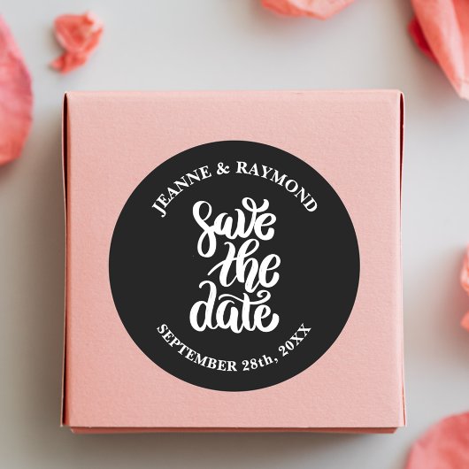 Zwarte Elegante Script Save The Date Boho Bruiloft Ronde Sticker