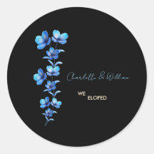 Zwarte en blauwe bloem sticker 'We Eloped'