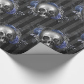 Zwarte en blauwe  boomgaarden cadeaupapier (Hoek)