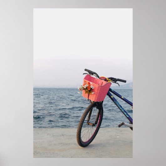 Zwarte en blauwe fiets met mand poster (Voorkant)