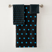 Zwarte en Blauwe Polka Dot Bad Handdoek (Insitu)