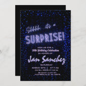 Zwarte en blauwe verrassingsuitnodiging met QR-cod Kaart (Voorkant / Achterkant)