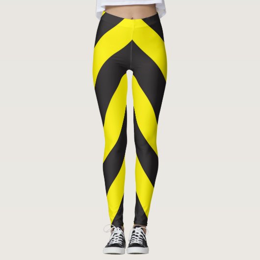 Zwarte en gele Chevron-achtergrond Leggings (Voorkant)