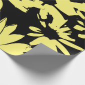 Zwarte en gele madeliefjes cadeaupapier (Hoek)
