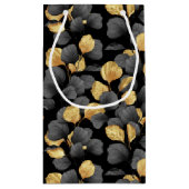 Zwarte en gouden bladeren. Patroon Klein Cadeauzakje (Achterkant)