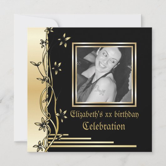 Zwarte en gouden bloemengrens verjaardagsuitnodigi kaart (Voorkant)