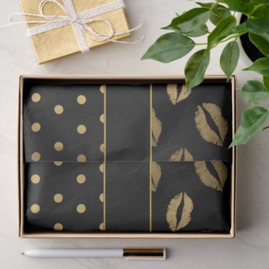 Zwarte en gouden Kisses en liefdesharten Tissuepapier (Geschenk)