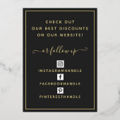 Zwarte en gouden kortingskaart met aangepaste QR-c Folie Feestdagenkaart (Achterkant)