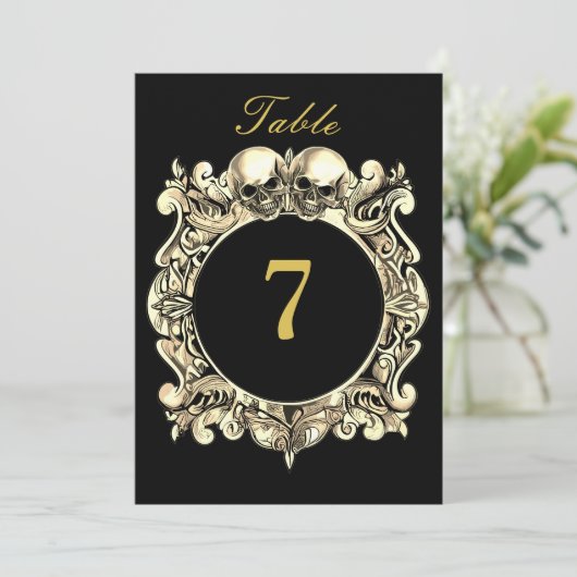 Zwarte en gouden schedels Gotische Trouwtafel Numm (Staand voorkant)