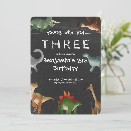 Zwarte en kleurrijke Dinosaur Birthday Kaart (Staand voorkant)