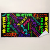 Zwarte en kleurrijke herhalingsnaam Collage Strandlaken (Voorkant)