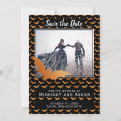Zwarte en Oranje Folie Bat Halloween Wedding Save The Date (Voorkant)