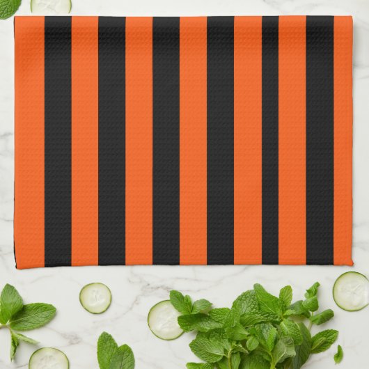 Zwarte en Oranje Halloween Stripes Theedoek (Gevouwen)