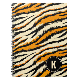 Zwarte en oranje tijgerstrepen monogram notitieboek
