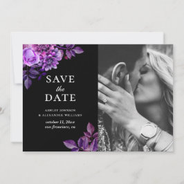 Zwarte en paarse bloemen. Foto met seringen bloeme Save The Date