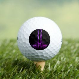 Zwarte en paarse drakenrook golfballen