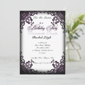 Zwarte en Paarse Gothic Scroll Birthday Uitnodigin Kaart (Staand voorkant)