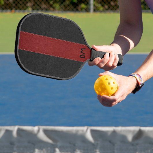 Zwarte en rode bladbijtstrippen pickleball paddle (Insitu)