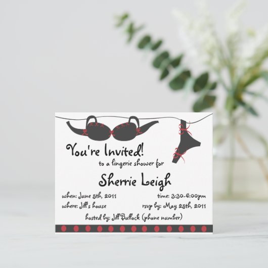 Zwarte en rode undies doucheuitnodiging kaart (Staand voorkant)