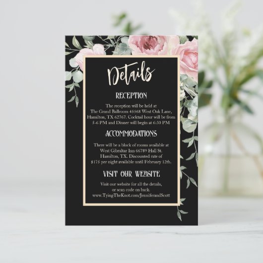 Zwarte en Roze Bloemen Boho Wedding Details Informatiekaartje (Staand voorkant)