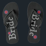 Zwarte en roze lotusventilatorbriden teenslippers<br><div class="desc">Het is Black and Pink Lotus Flower Bride,  teenslippers voor een aangepast huwelijk.</div>