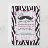 Zwarte en roze Zebra Mustache Sleepover Party Kaart (Voorkant)