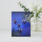 Zwarte en Witte Angelvis in het Deep Blue Zee Briefkaart (Staand voorkant)