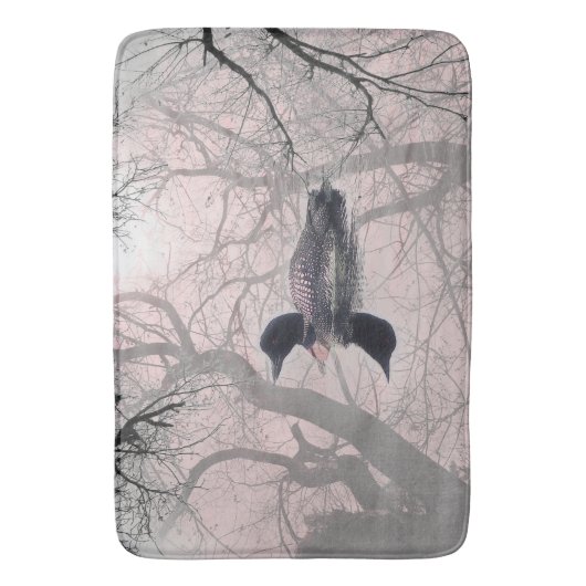 Zwarte en witte ballon op een meer Bathroom mat ro (Voorkant Verticaal)