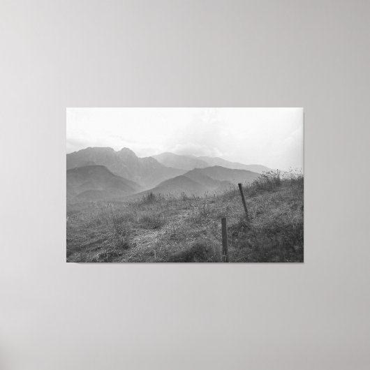 Zwarte en witte bergen canvas. canvas afdruk (Voorkant)