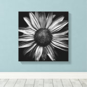 Zwarte en witte bloemen 18 canvas afdruk (Insitu (Houten vloer))