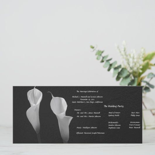 Zwarte en witte bloemen bruiloft programma programmakaart (Staand voorkant)