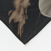 Zwarte en witte bloemen fleece deken (Hoek)