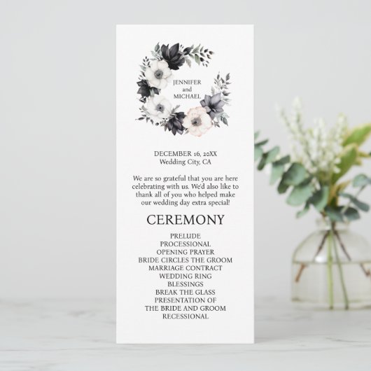 Zwarte en witte bloemen huwelijksceremonie program programmakaart (Staand voorkant)