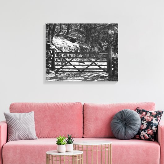 ZWARTE EN WITTE BOMEN EN GATE LANDSCHAP CANVAS AFDRUK (Insitu (Woonkamer))