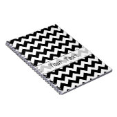 Zwarte en witte Chevron - Aangepaste tekst Notitieboek (Rechterzijde)