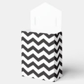 Zwarte en witte Chevron Modern Party Favor Boxes Bedankdoosjes (Geopend)
