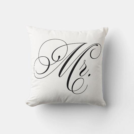 Zwarte en witte Chevron Stripes "Mr" Kussen (Voorkant)