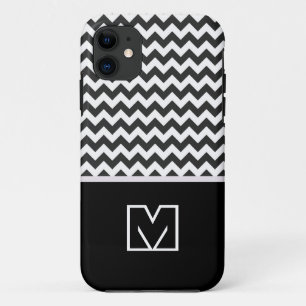 Zwarte en witte Chevron Zigzag. Aangepast monogram iPhone 11 Hoesje