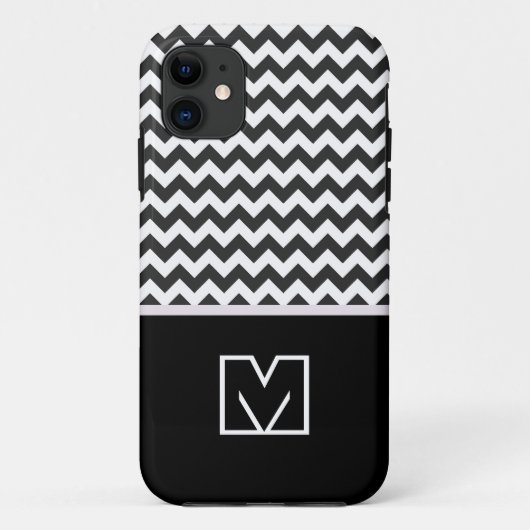 Zwarte en witte Chevron Zigzag. Aangepast monogram Case-Mate iPhone Case (Achterkant)