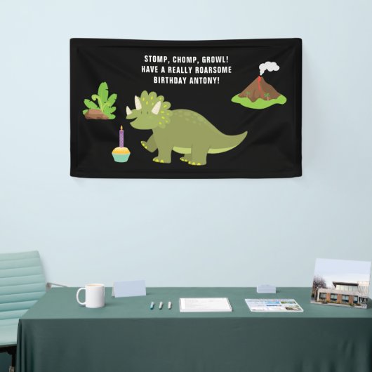 Zwarte en witte eerste verjaardag Dinosaur over de Spandoek (Beurs)