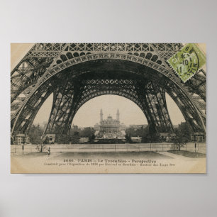 Zwarte en witte Eiffel Tower Base Poster