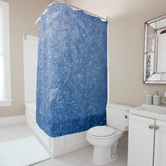 Zwarte en witte florale textiel douchegordijn (In situ)