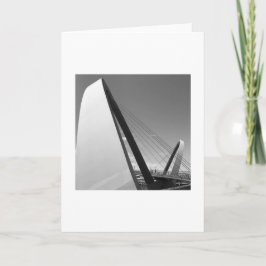 Zwarte en witte foto van de brugkaart kaart