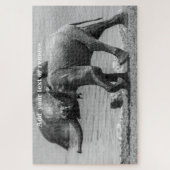 Zwarte en witte foto van de olifant van de baby in legpuzzel (Verticaal)
